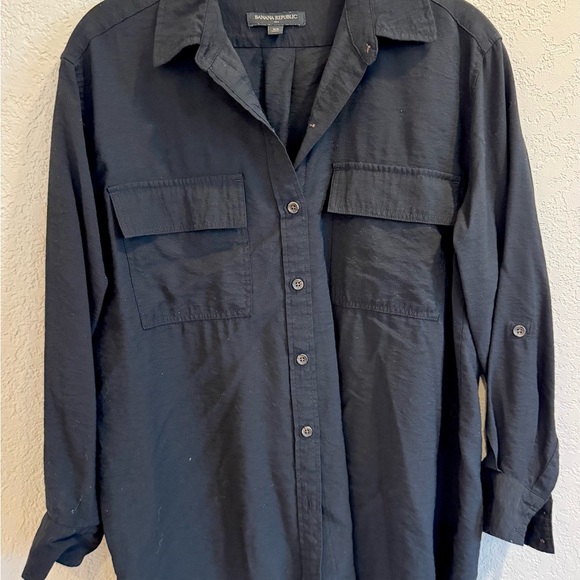 Banana Republic Tops - Banana Republic Women’s Black Button-Up shirt